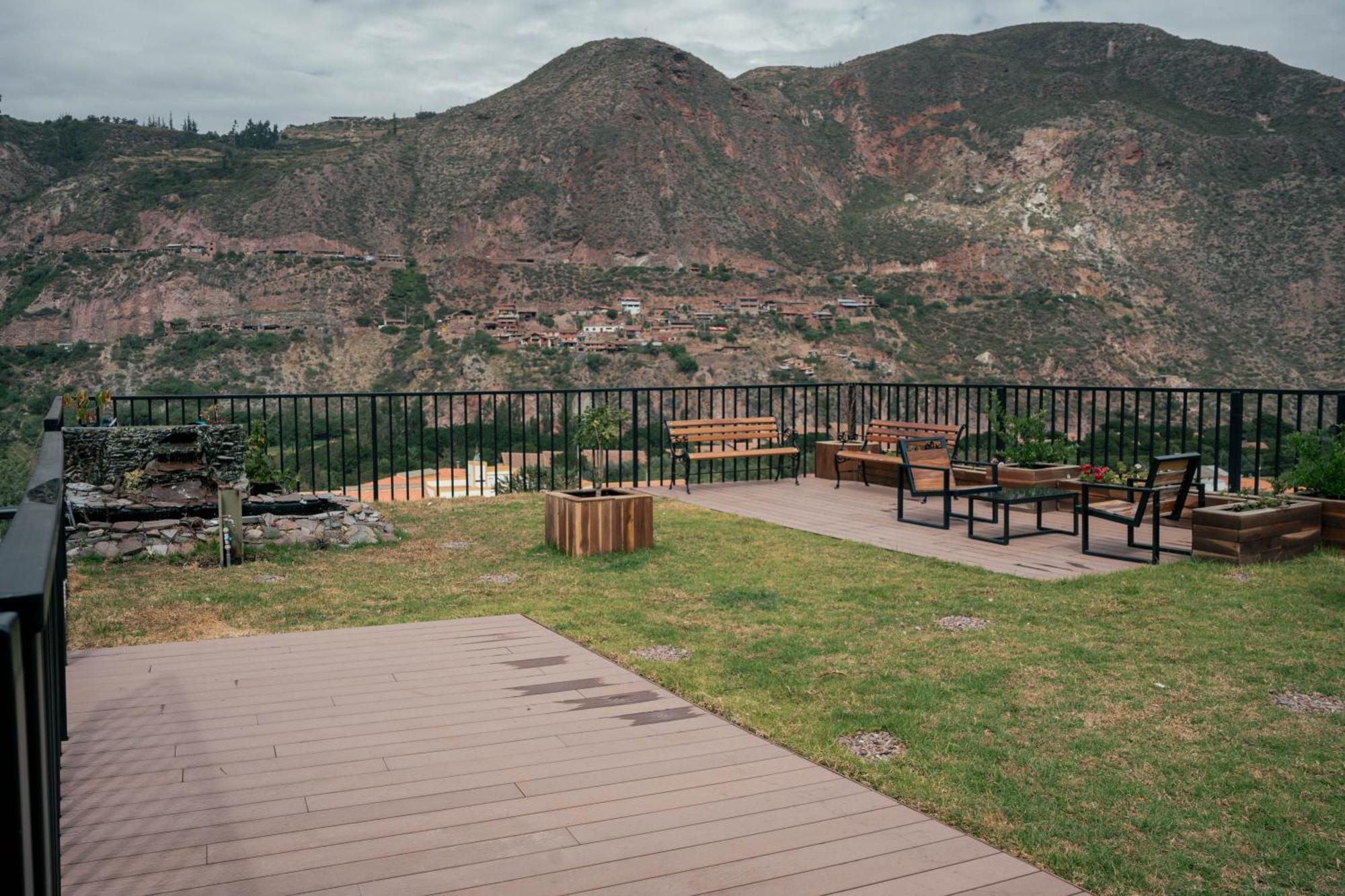 Hotel California Urubamba Εξωτερικό φωτογραφία