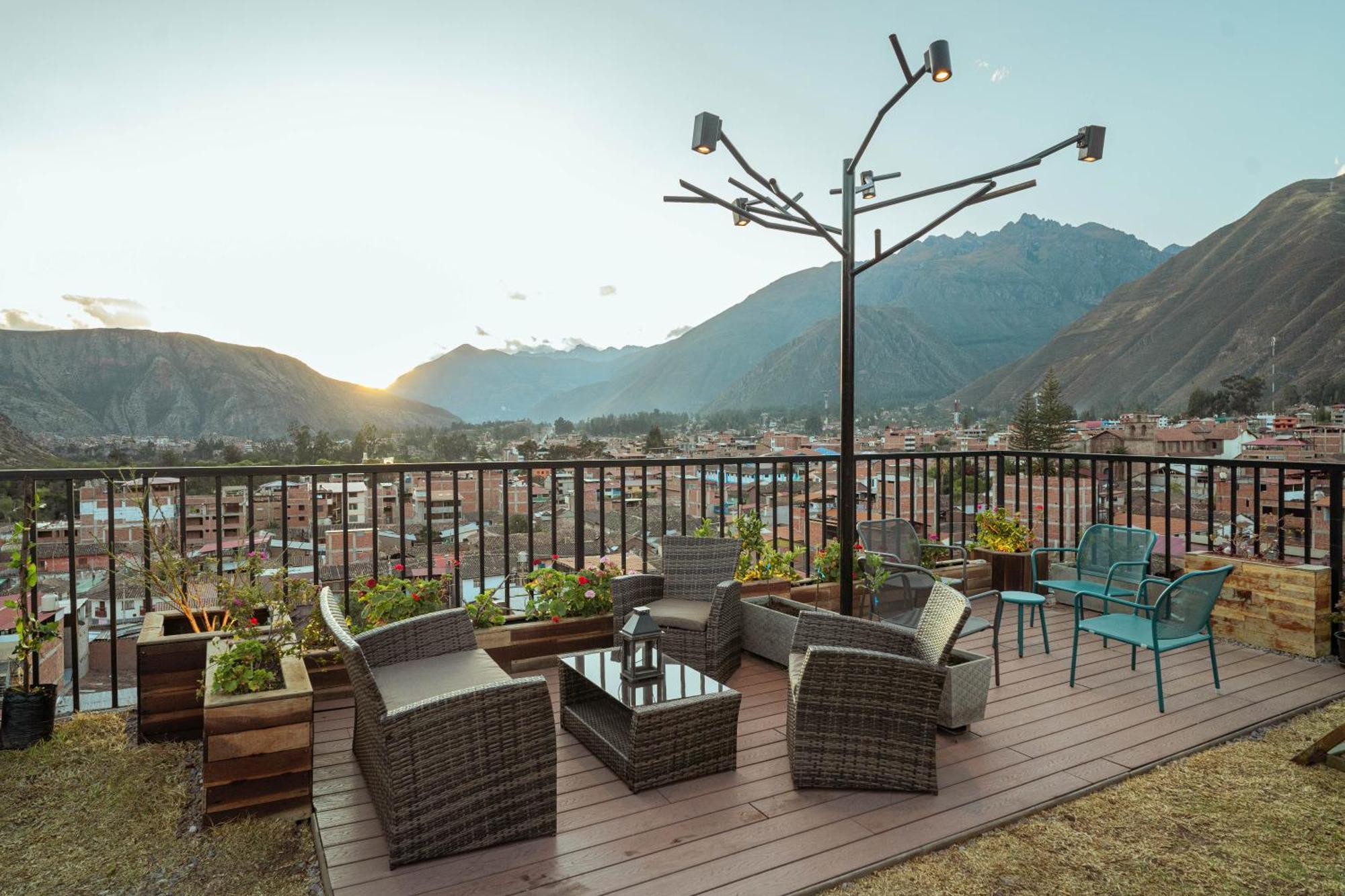 Hotel California Urubamba Εξωτερικό φωτογραφία