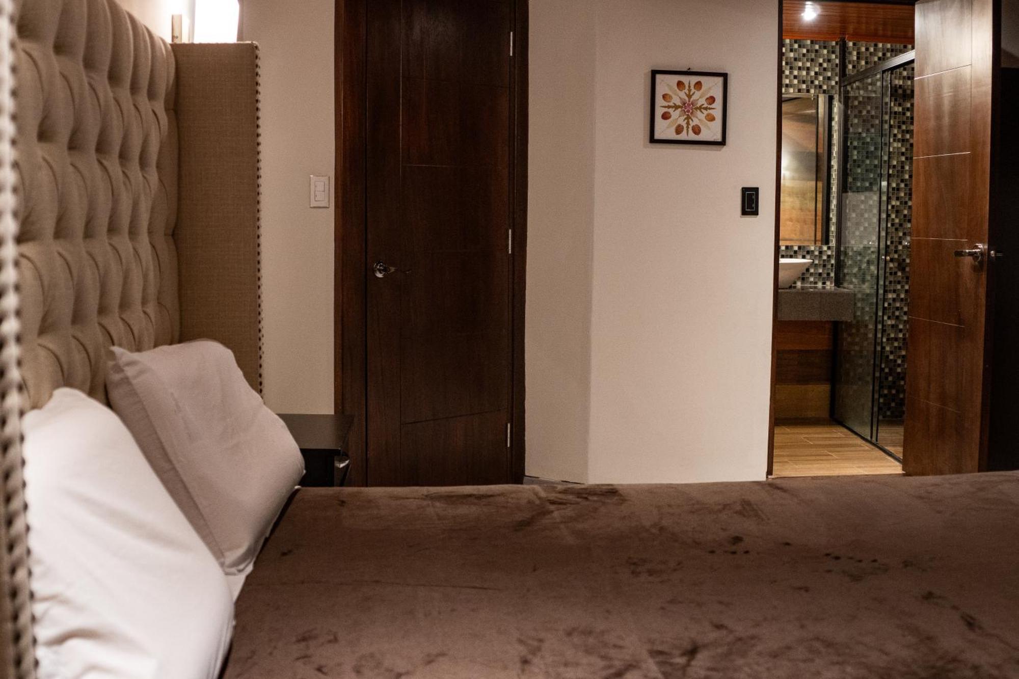 Hotel California Urubamba Εξωτερικό φωτογραφία