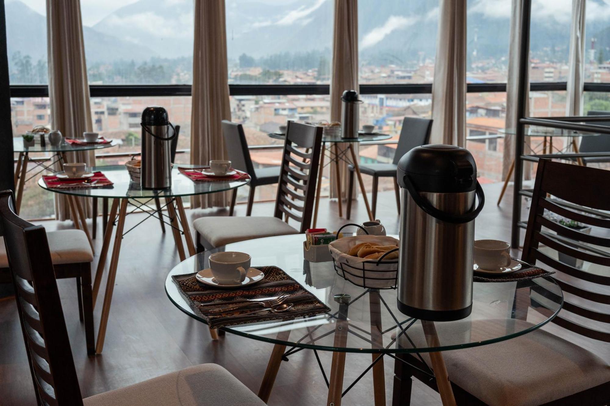 Hotel California Urubamba Εξωτερικό φωτογραφία